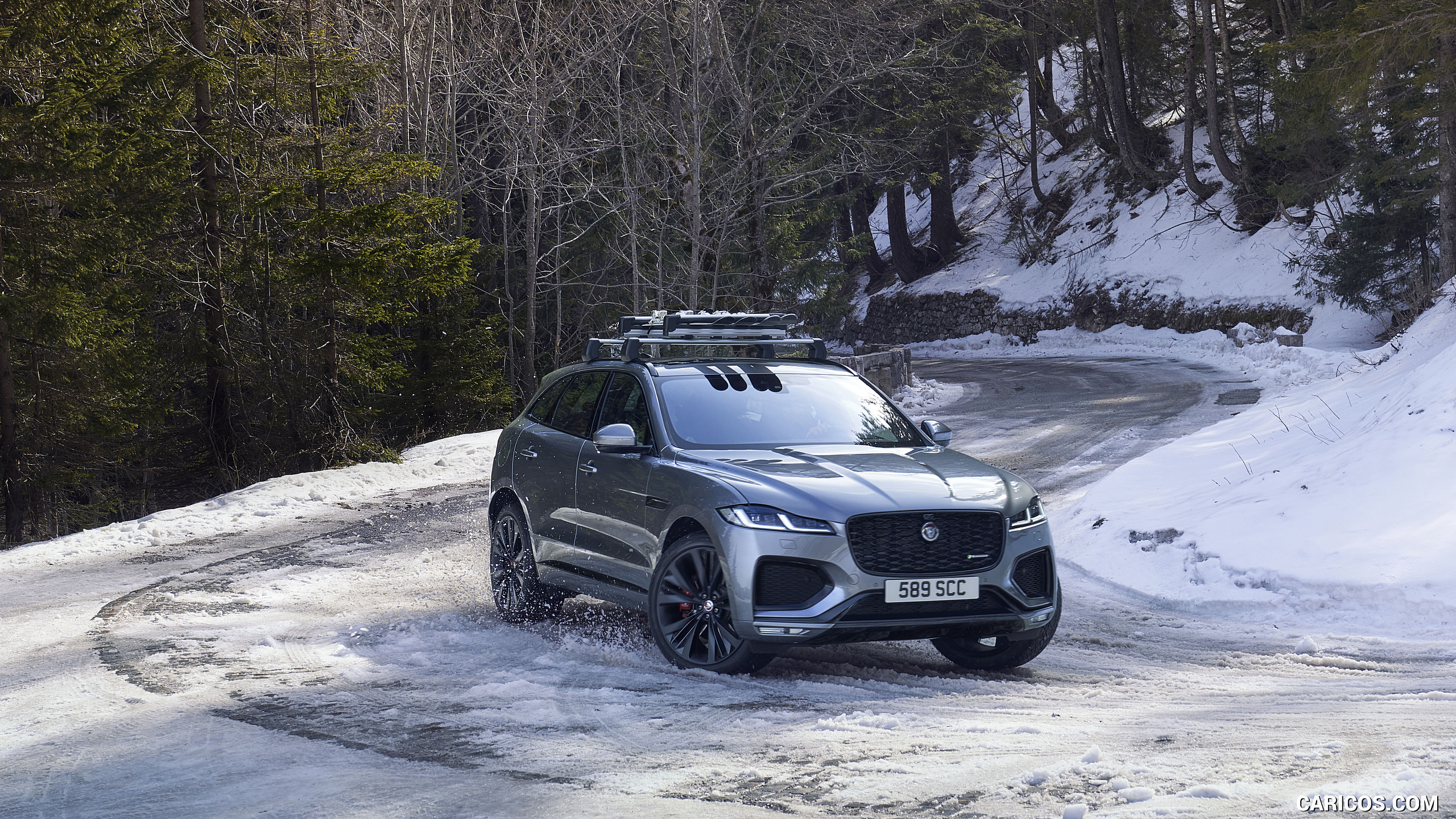 2021款的捷豹fpace的外观内饰来了这颜值没得说吧你会考虑这款车吗