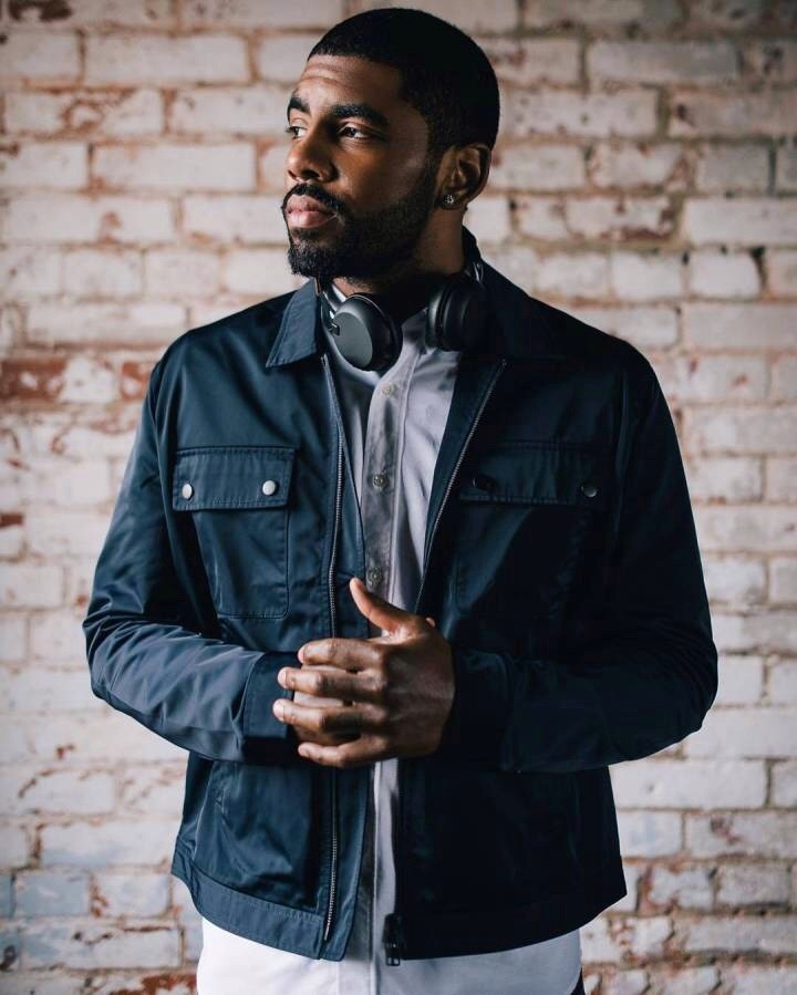 [图集分享]凯里欧文高清壁纸分享(48p)