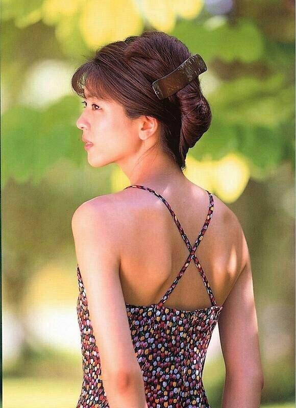 [图集分享]中山忍,那个曾经眼里全是李连杰的女人 (85p,大流量慎点)