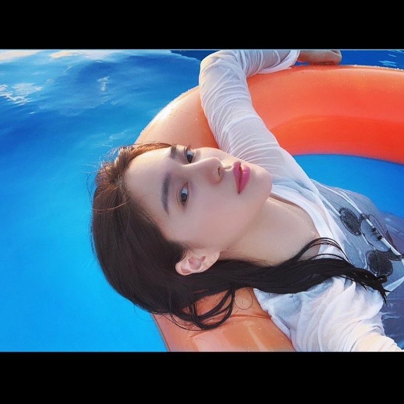 [图集分享]李伊利雅(73p,大流量慎点)