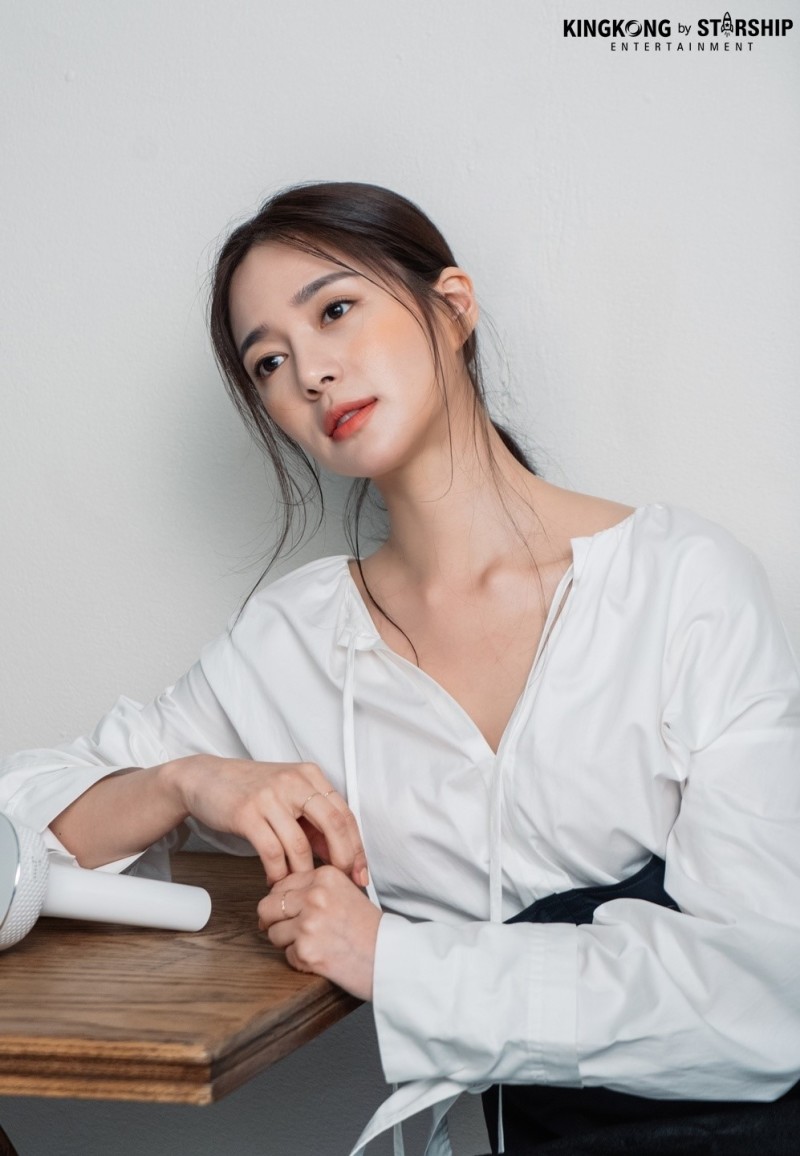 [图集分享]李伊利雅(73p,大流量慎点)