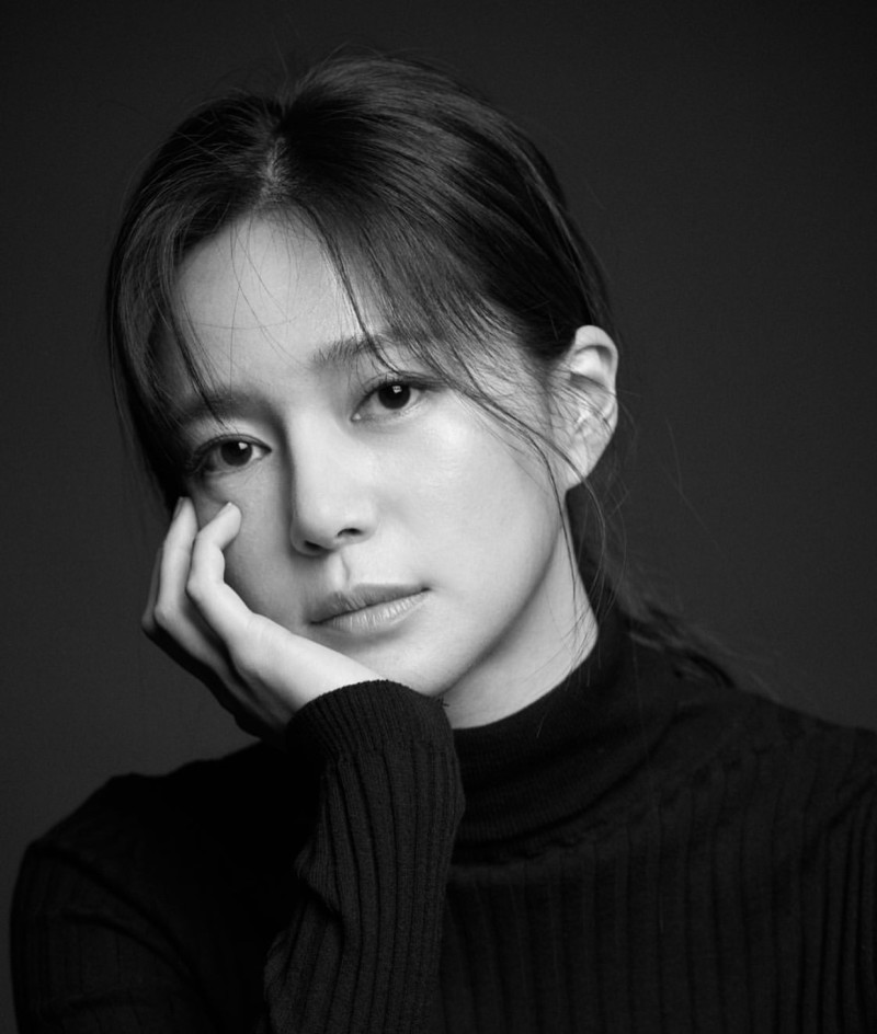 [图集分享]李伊利雅(73p,大流量慎点)