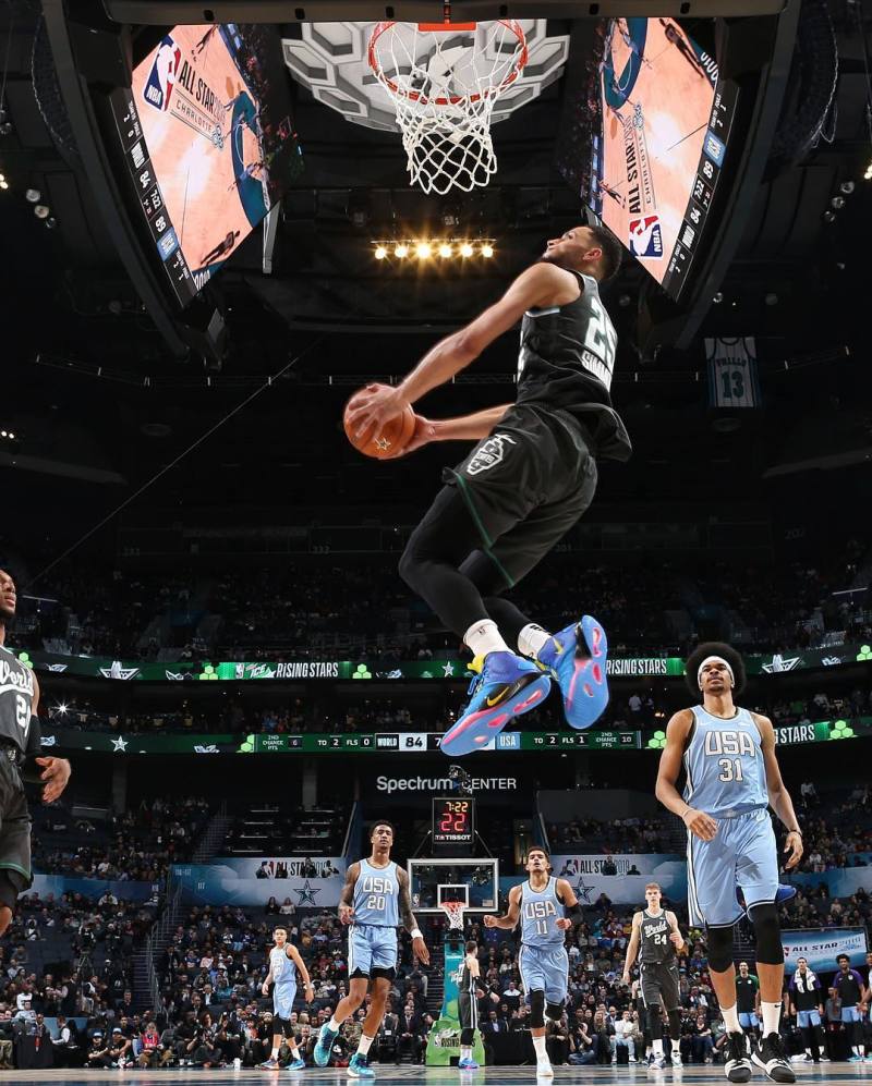 本西蒙斯球鞋/穿搭/跑车 合集