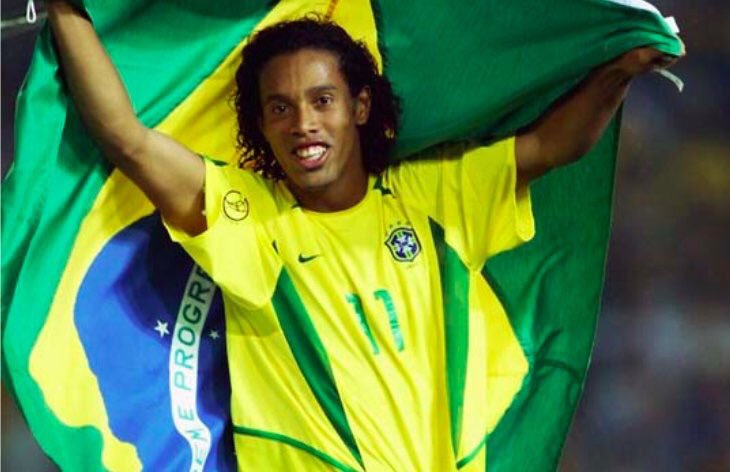 u20时期的小罗早已显露出魔术师般的灵动