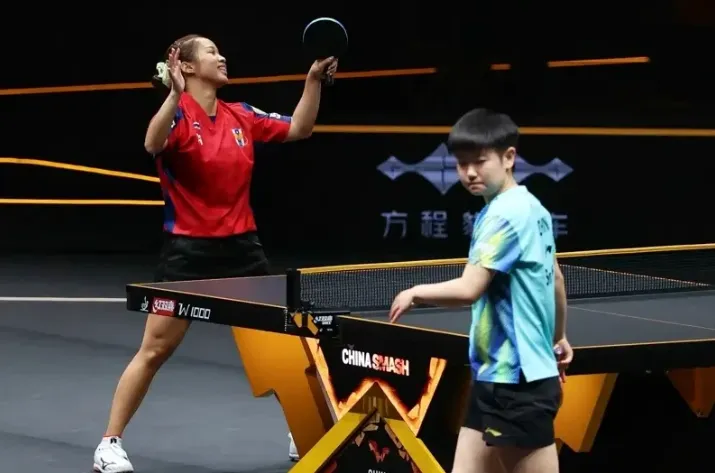 孙颖莎 vs 王晓彤