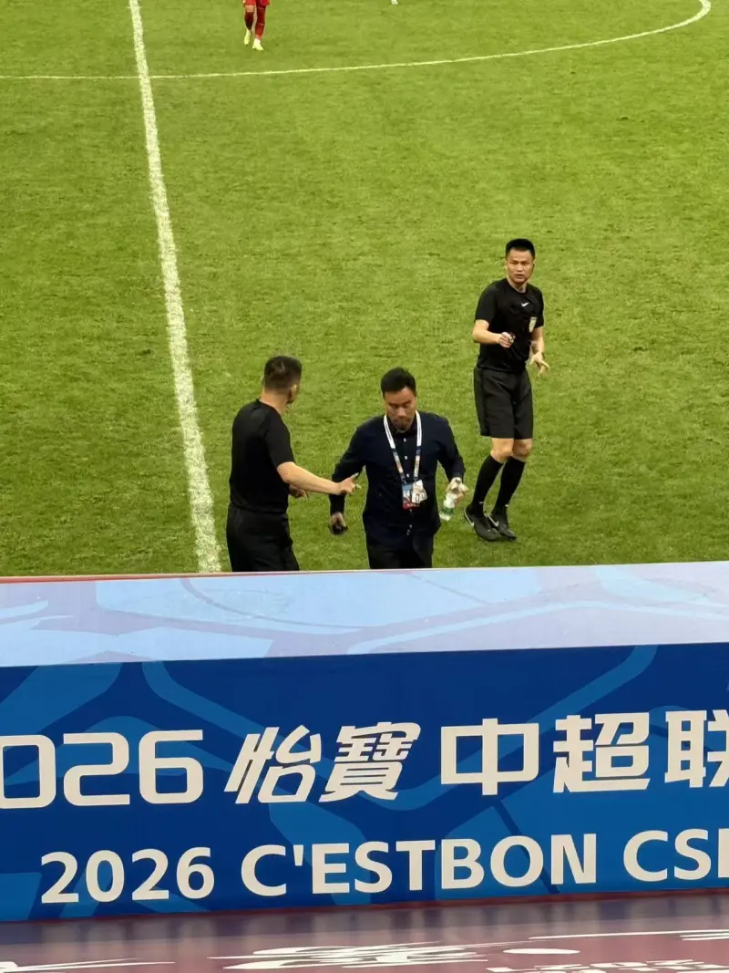 中超：铜梁龙3-3蓉城迪马塔双响拜合拉木绝平