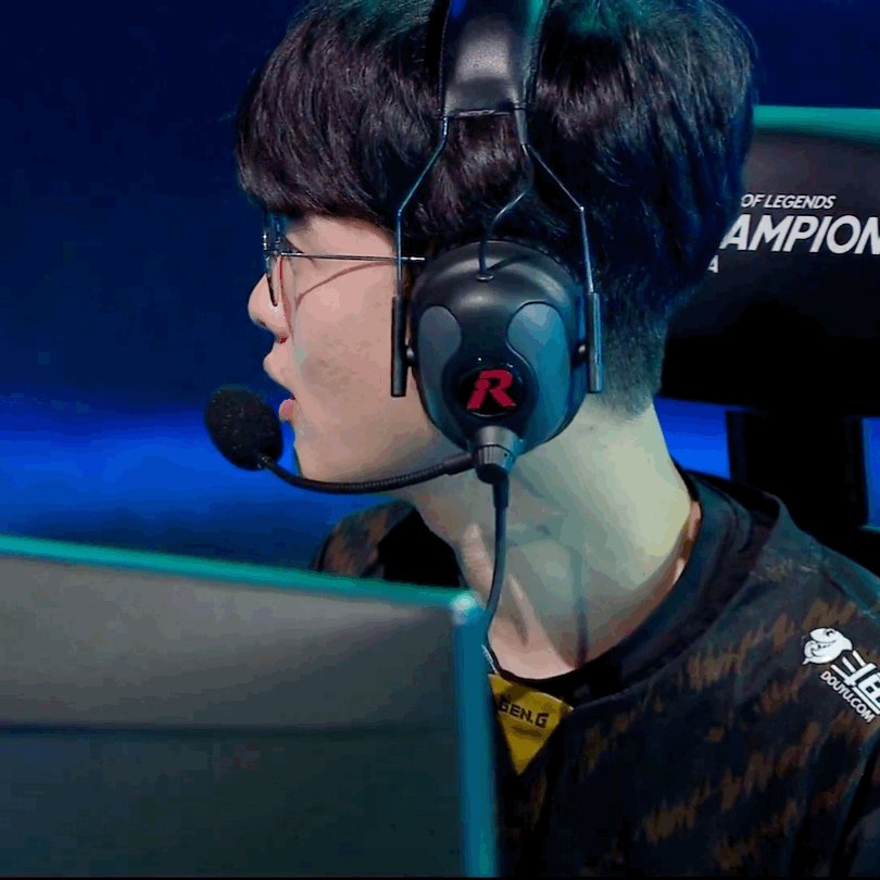 大家有没有哥的ins照片