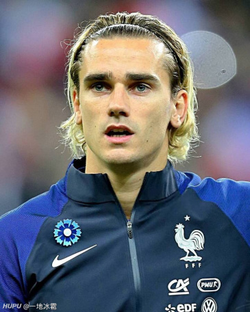 社区 国际足球新闻  一地冰雹 8楼 06-12   亮了(14)长发戴一根.