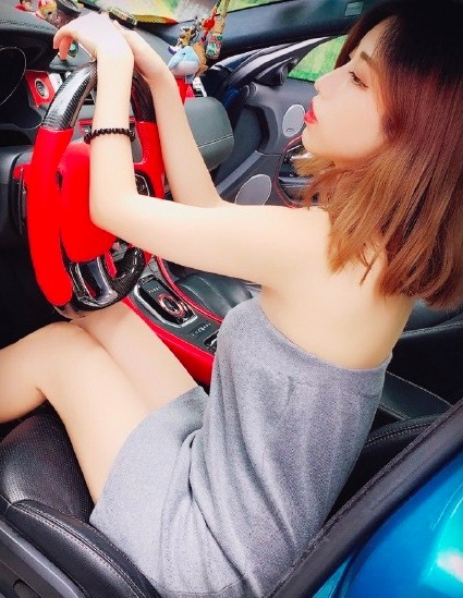 车内自拍照,看图猜车