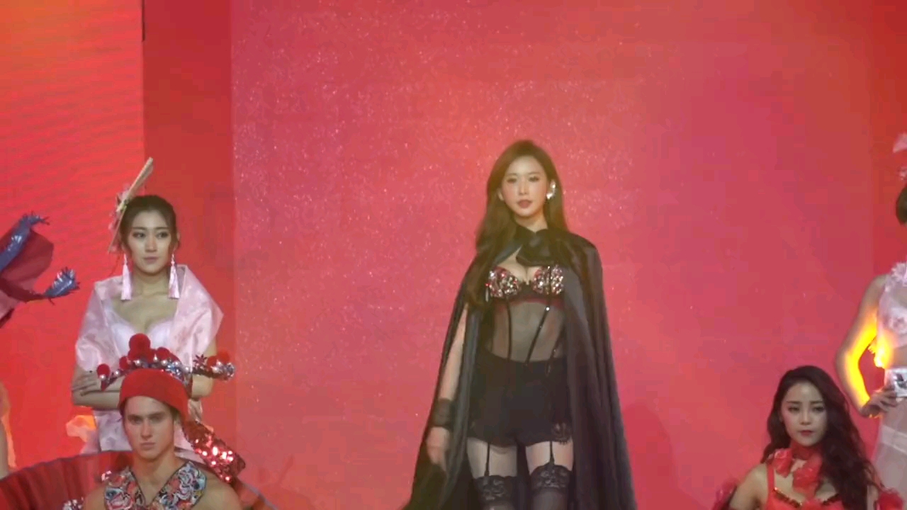 林志玲走秀完整版