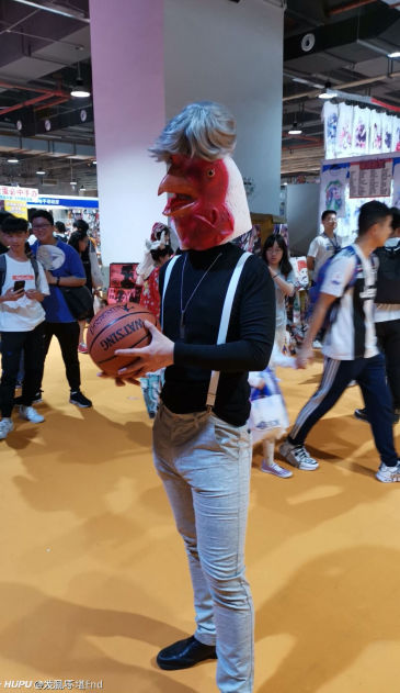 南宁漫展有人cos蔡徐坤,哈哈哈哈_虎扑