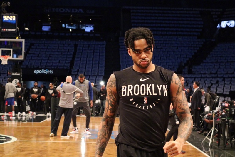 [翻译]魔术师约翰逊准备迎接丹吉洛-拉塞尔回到湖人