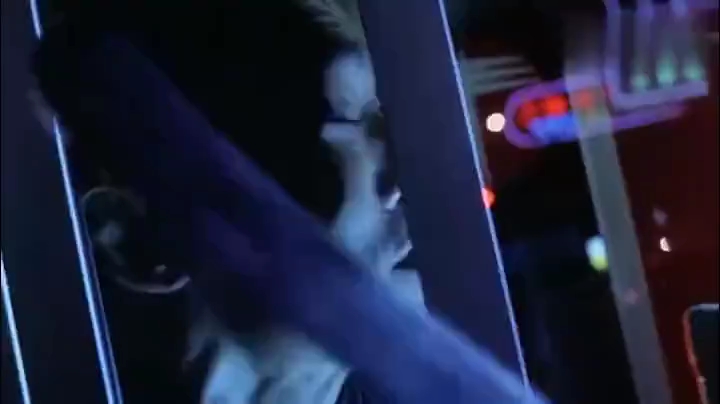 video-poster