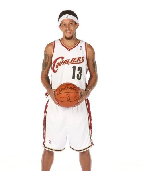 今天是前nba球员德隆蒂韦斯特的41岁生日