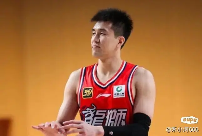 内马尔恭喜维尼修斯获奖：名副其实，为你感到高兴持续翱翔