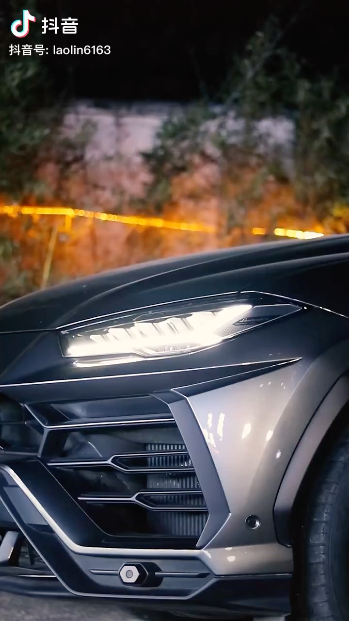video-poster