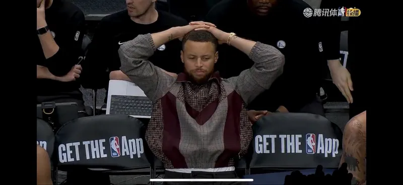 媒體人：徐彬現在踢英冠都有點費勁 希望徐彬為年輕球員做個榜樣