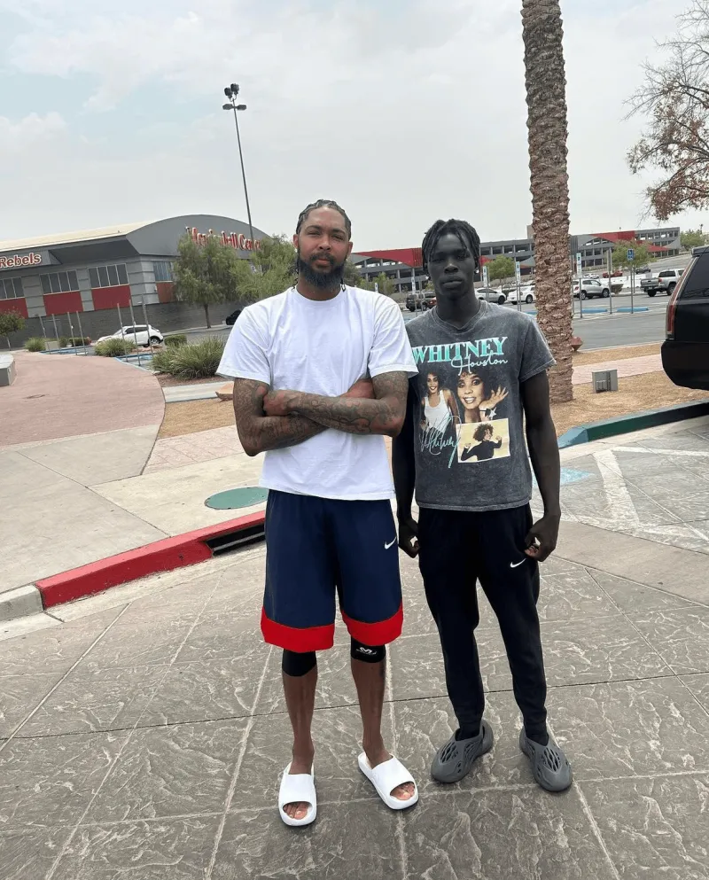 粉丝发的英格拉姆合照,可能国家队已经开始合练