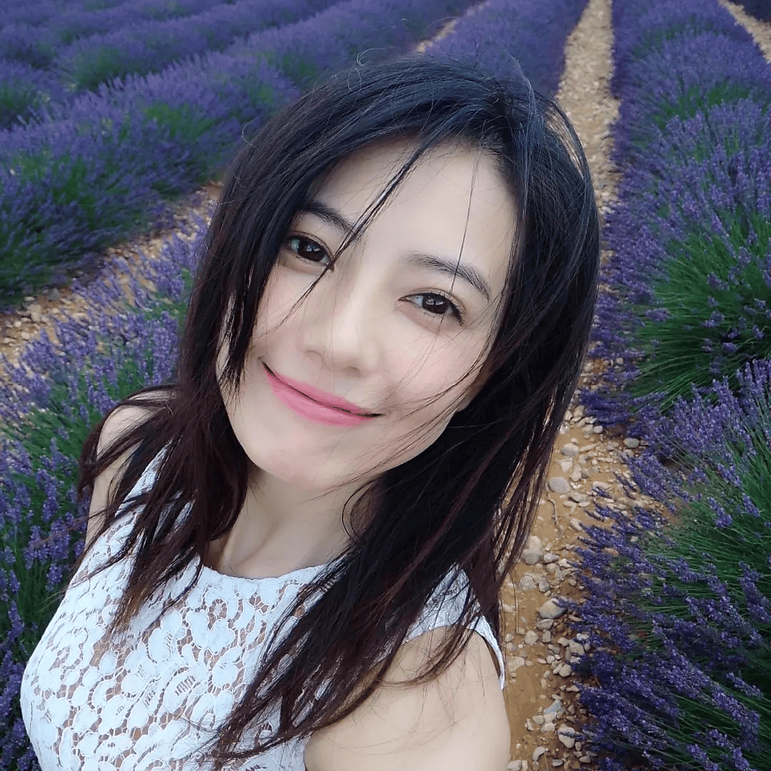 周慧敏和高圆圆,你更喜欢谁?