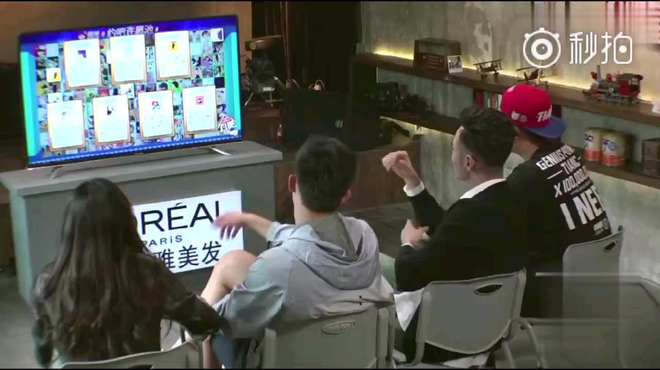 video-poster
