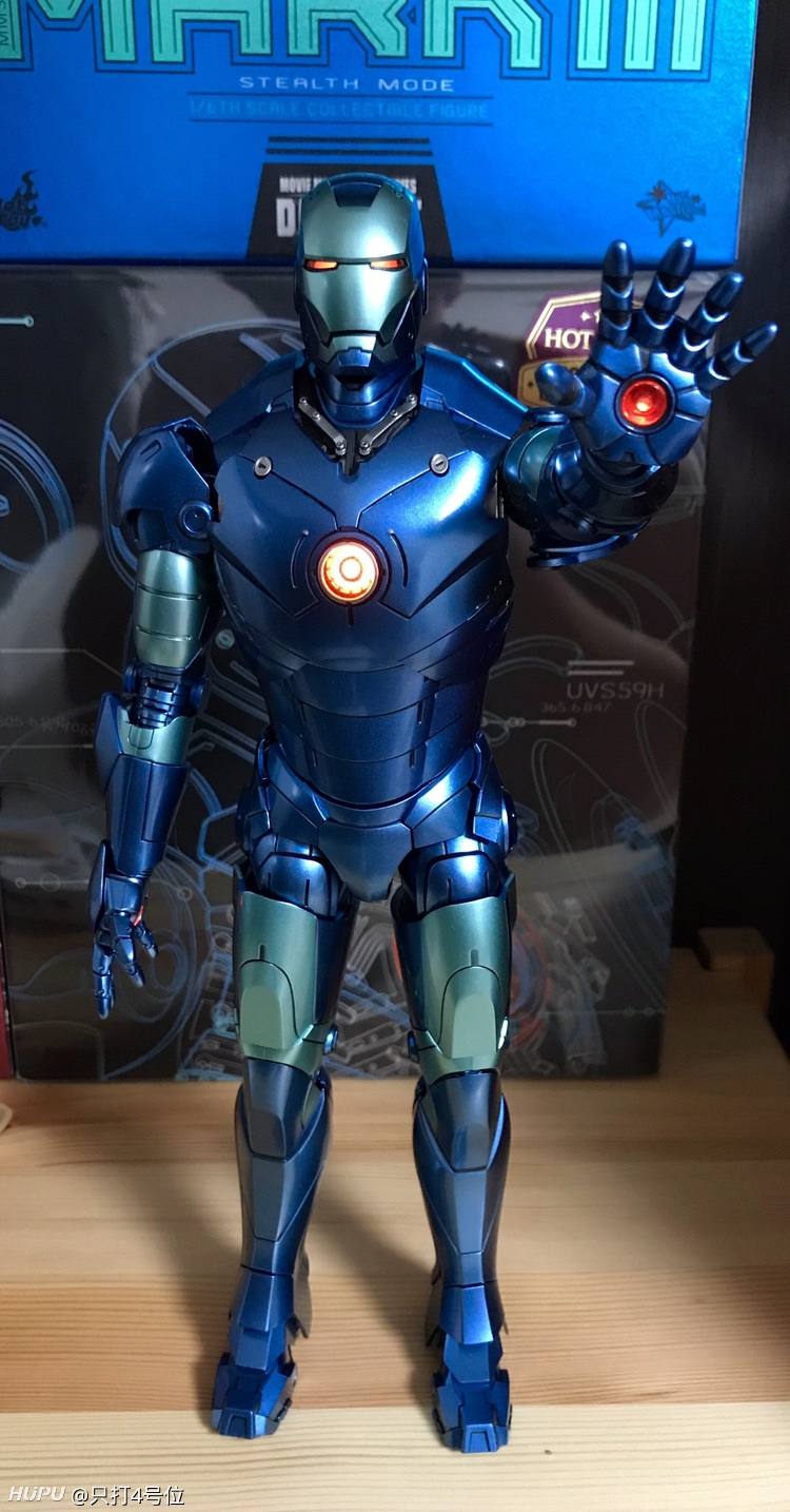 开箱一只合金钢铁侠mk3 潜行限量版手办