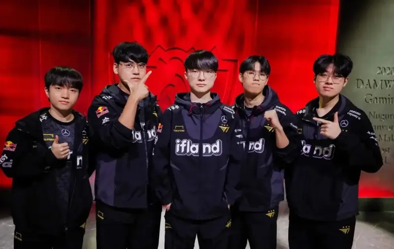 lol历史战队排名:1.skt:5个s冠军,2个季中赛冠军;2.三星:2个s冠军;3.