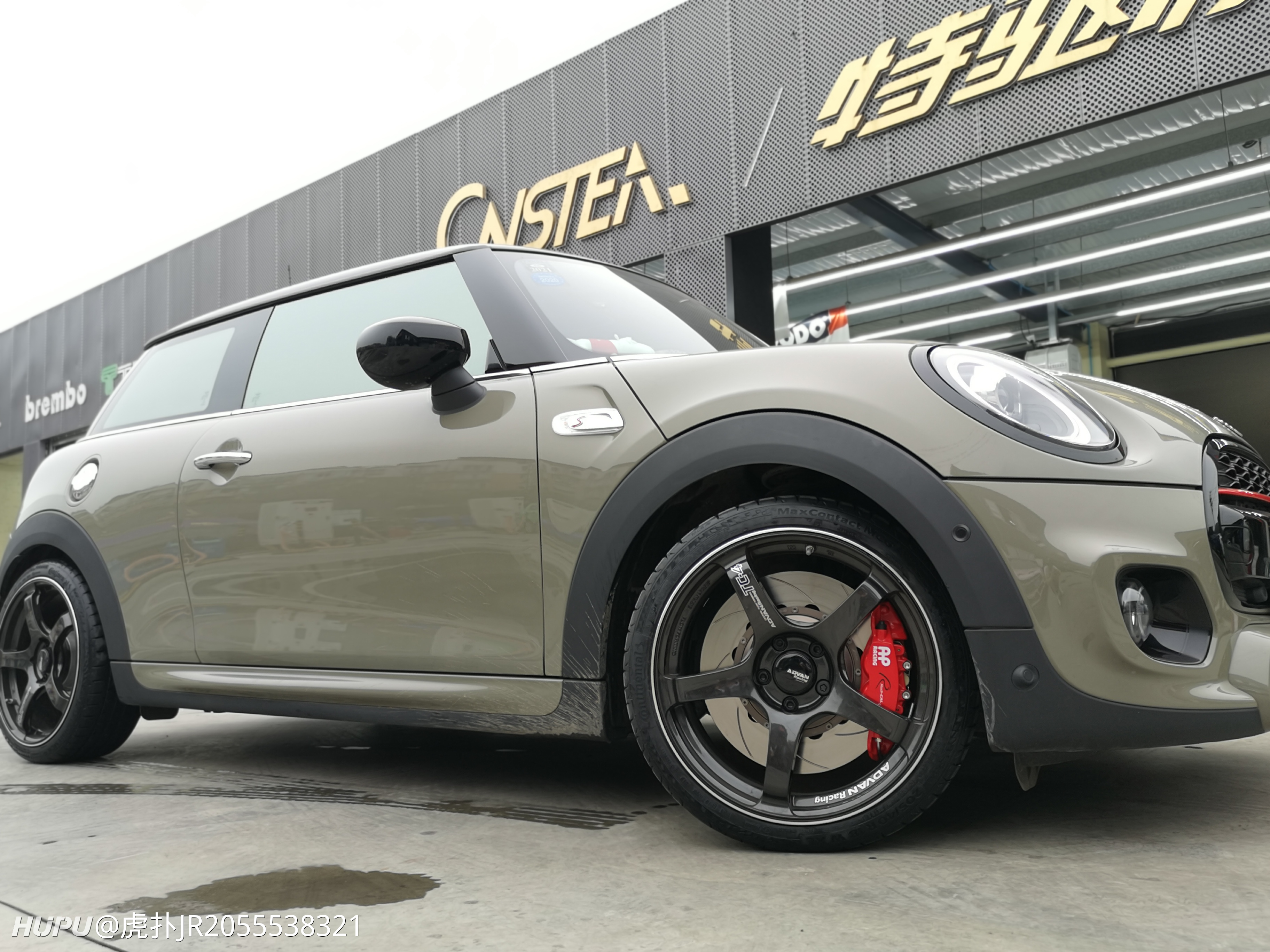 mini coopers用 ADVAN RACING 車