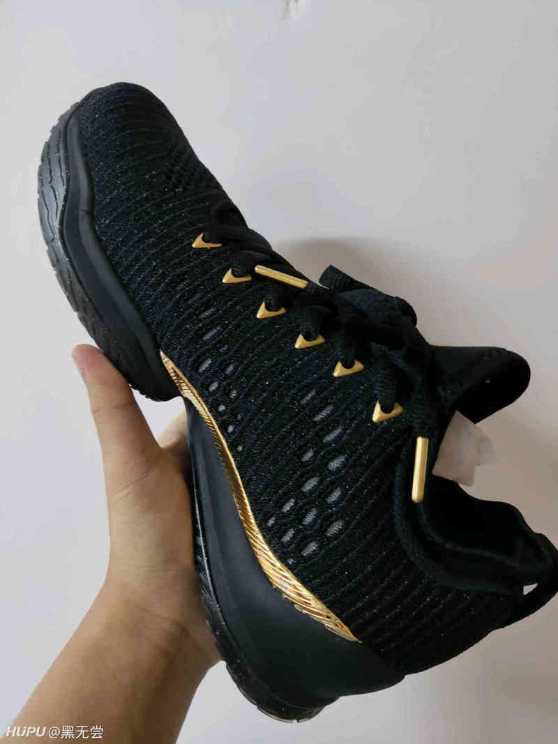 25日 22:30截止】白菜全新安踏kt3low黑豹联名黑金配色42码内长260