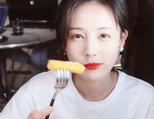 【李一桐专楼】『十三号』— "爱我"完美收官 新电影《我在时间尽头等