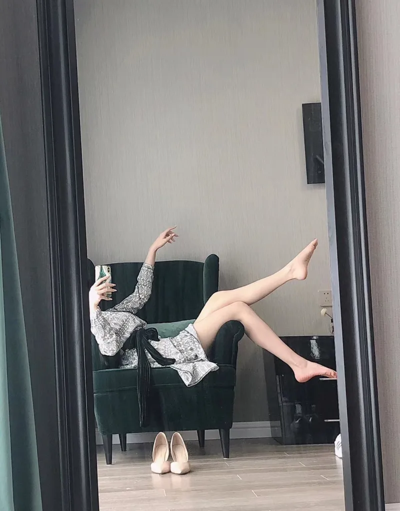 不把jrs当外人 女朋友这腿什么水平 步行街主干道 虎扑社区 不把jrs当外人 女朋友这腿什么水平 步行街主干道 虎扑社区
