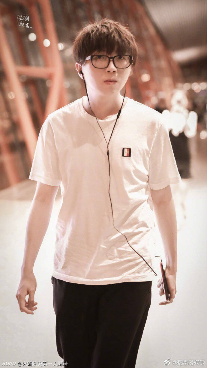 华晨宇是真的整容了吧 19年5月26日虎扑存档 看帖神器