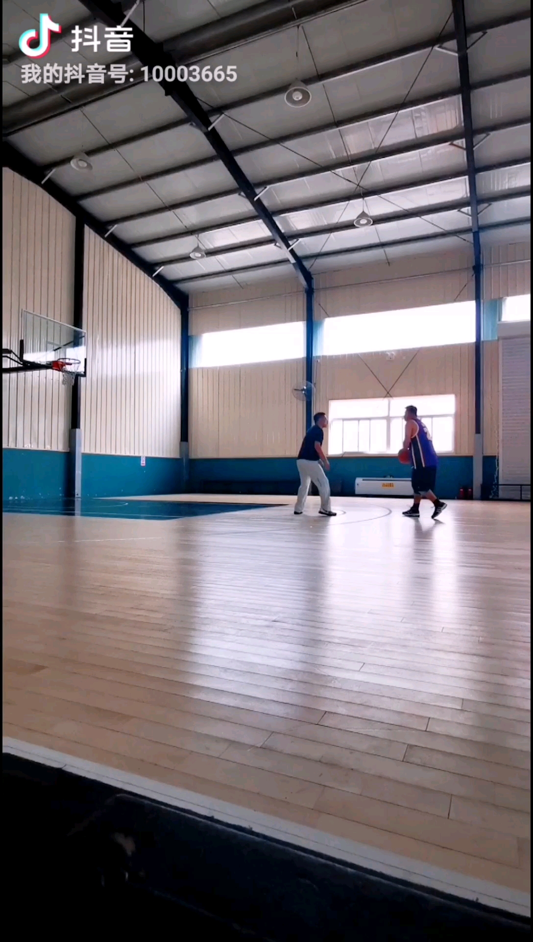 video-poster