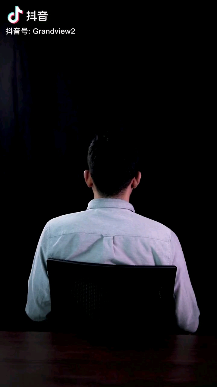 video-poster