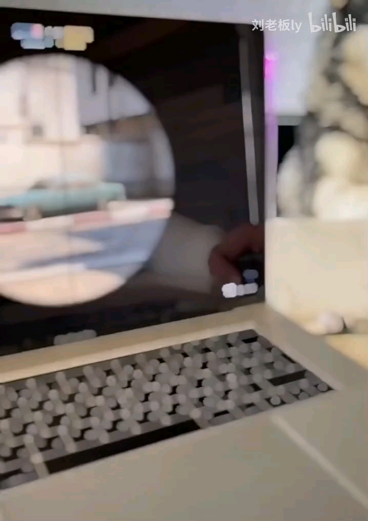 video-poster