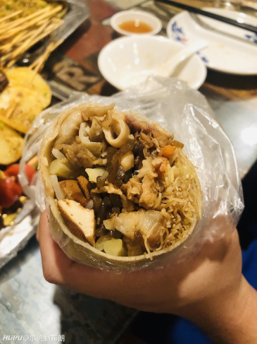 食饼筒和嵌糕真好吃