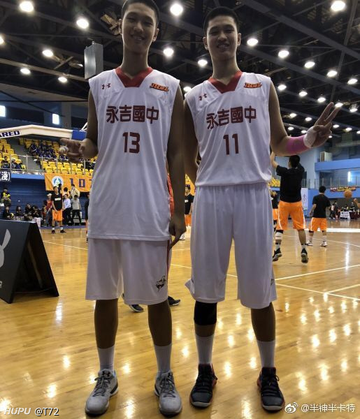 5岁大陆球员于泓翔212cm首次代表松山高中参