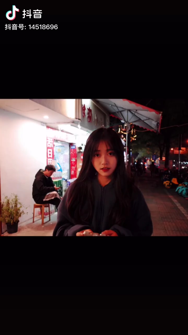 video-poster