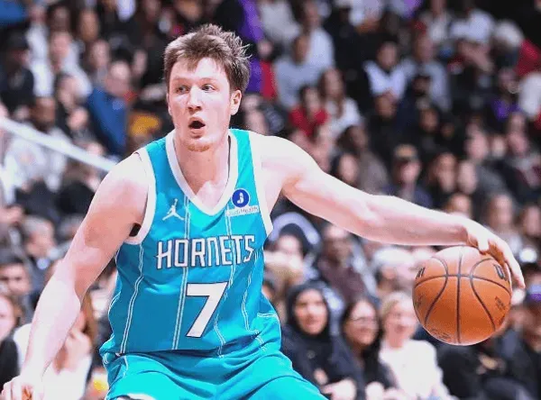 加蒂:以這種方式出局令人難過,凱利的那張紅牌在我看來存有疑問