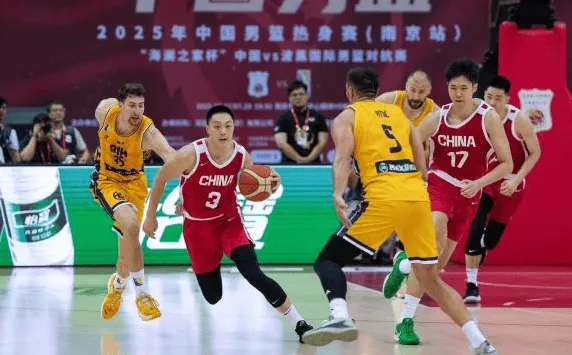 流言西班牙足球甲级联赛板]体坛周报：中国男篮残阵出征亚洲杯或许难有惊艳表现