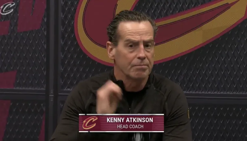 全市場：卡拉布里亞可能離隊，米蘭有意卡利亞里邊后衛扎帕