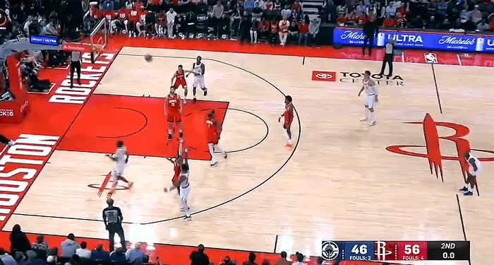 [流言板]雷諾采訪全文：威少是非常棒的人，是我遇到最好的老將之一