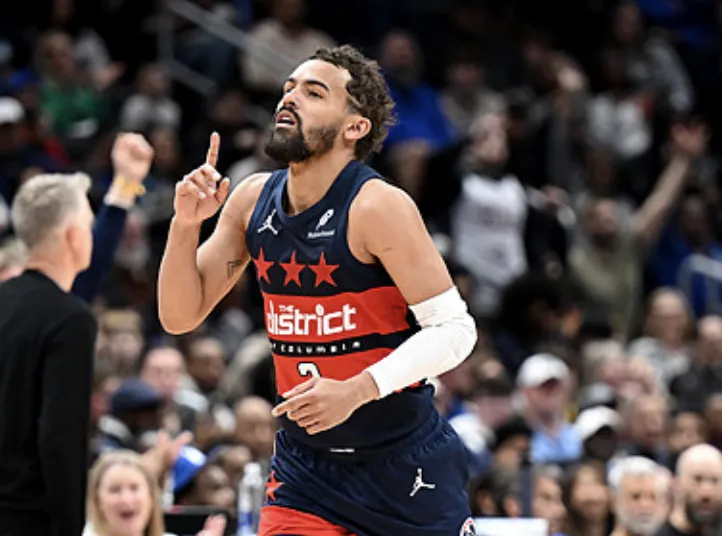 舉步維艱??太陽和附加賽區(qū)相差3.5個(gè)勝場 剩余賽程還是聯(lián)盟最難 舉步維艱??太陽和附加賽區(qū)相差3.5個(gè)勝場 剩余賽程還是聯(lián)盟最難