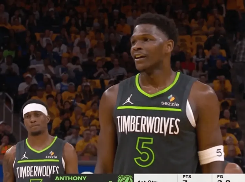 梅里諾替補雙響，追平此前為阿森納27場總進球數