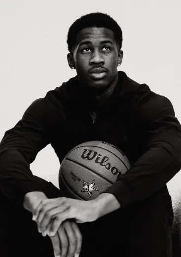 文班因右肩血栓賽季報(bào)銷 馬刺代理主帥：他的未來(lái)不會(huì)受此影響