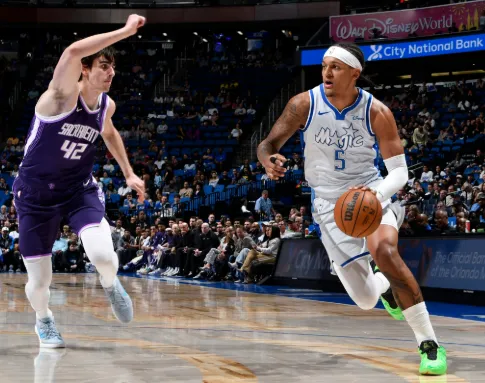 倫納德:勝率達到5成以上很棒 我們繼續努力看能否拿到季后賽席位