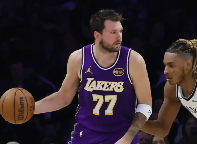 [流言板]鵜鶘官方：主場連續(xù)25場得到100+，聯(lián)盟最長&創(chuàng)隊(duì)史最長紀(jì)錄