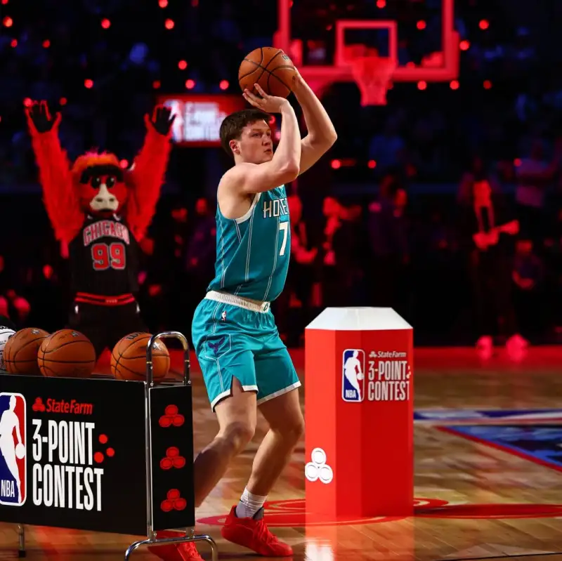 不是冤家不聚頭！皇馬vs本菲卡，將成歐冠史上首個同季連續三番戰