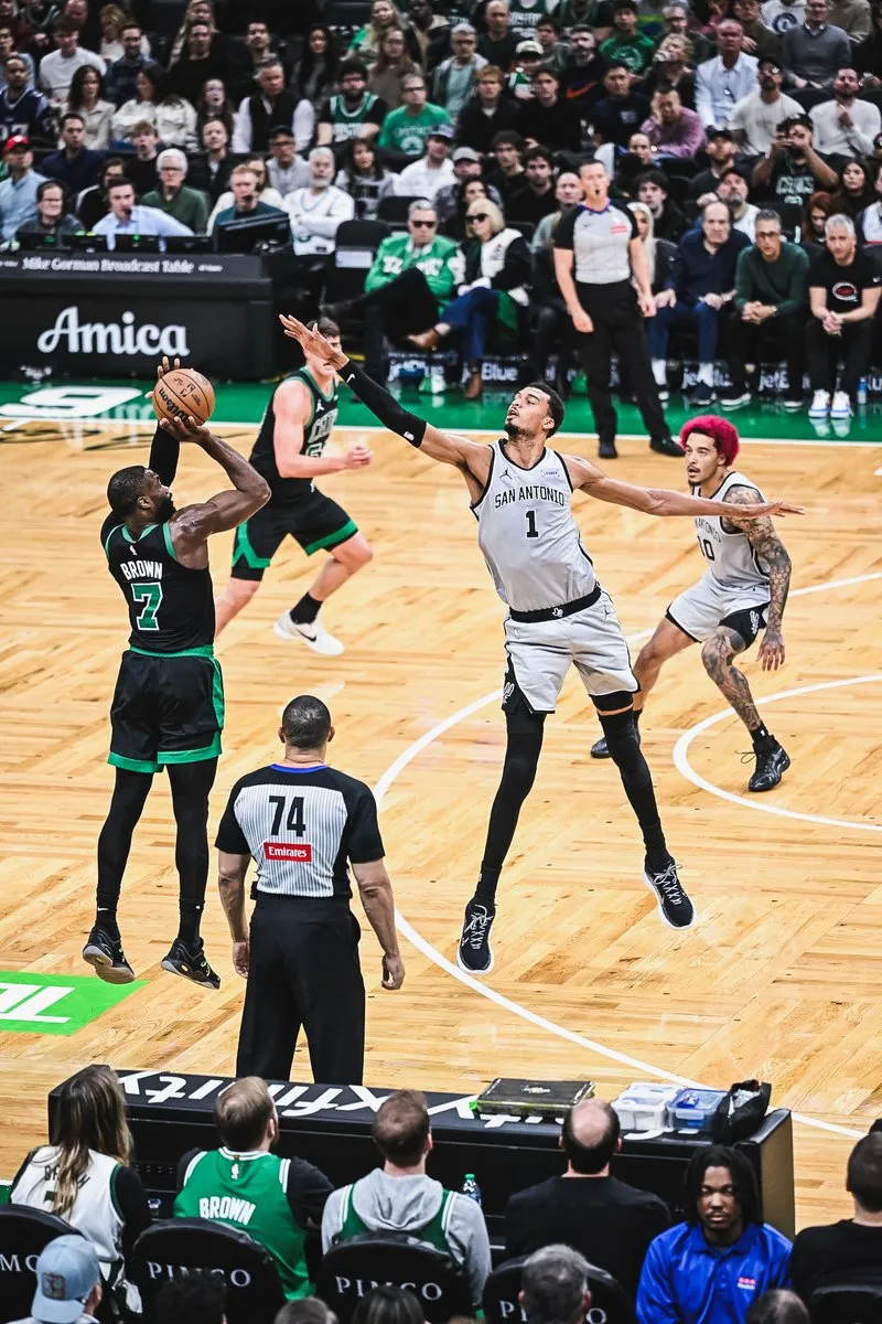 [流言板]尼克斯豪取7連勝，勝場差已經追平東部第二的凱爾特人