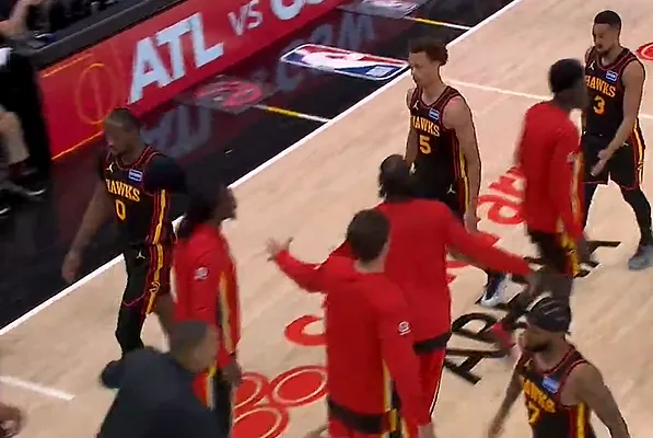 天空體育：曼聯關注雷恩18歲前鋒梅特，但冬窗不太可能引進