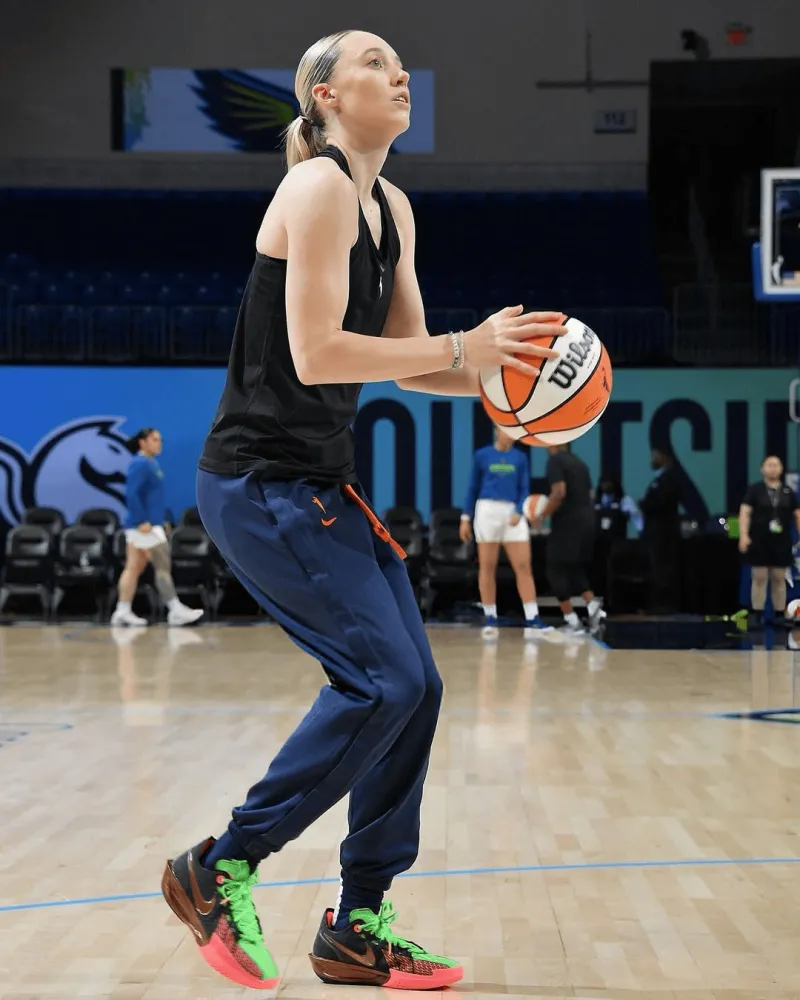 納斯：恩比德在今天訓練中表現不錯 馬上會有他的傷情更新